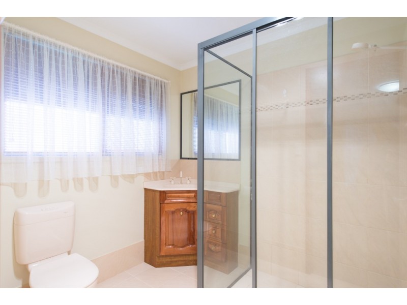 39 DEDEKIND AVE, Benaraby QLD 4680