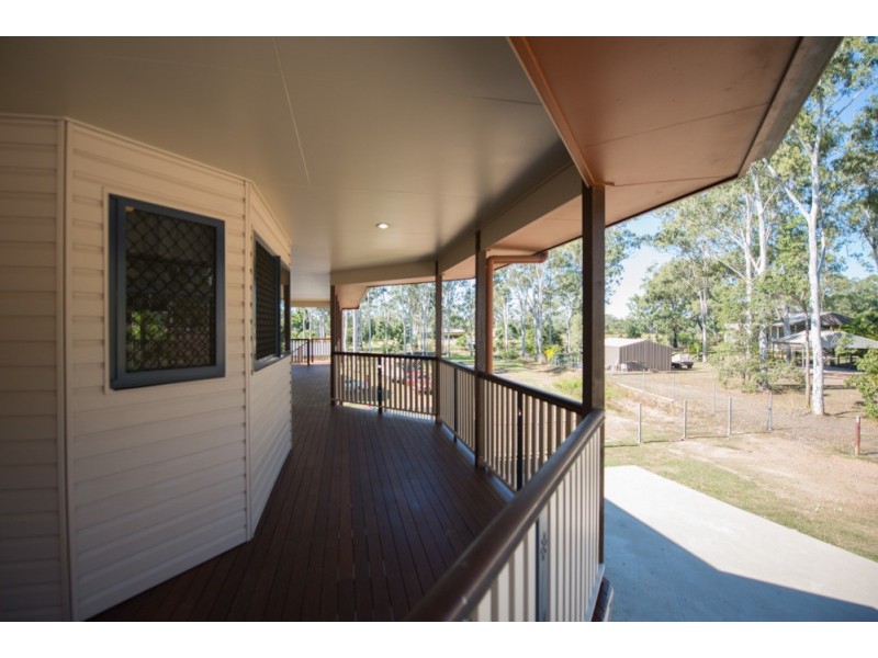 39 DEDEKIND AVE, Benaraby QLD 4680