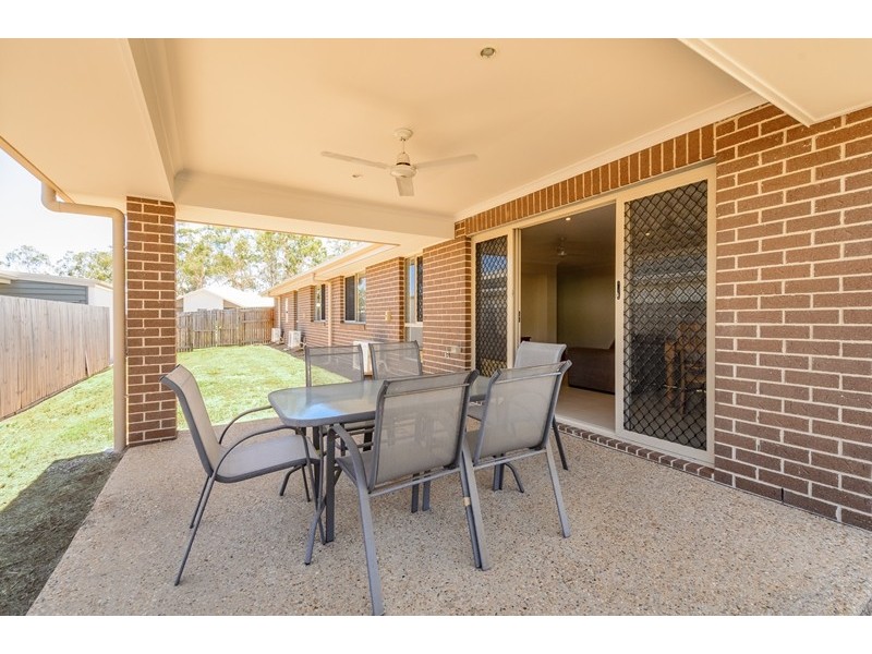 45 Iris Road, Kirkwood QLD 4680