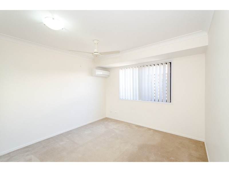 33 Dean Street, Glen Eden QLD 4680