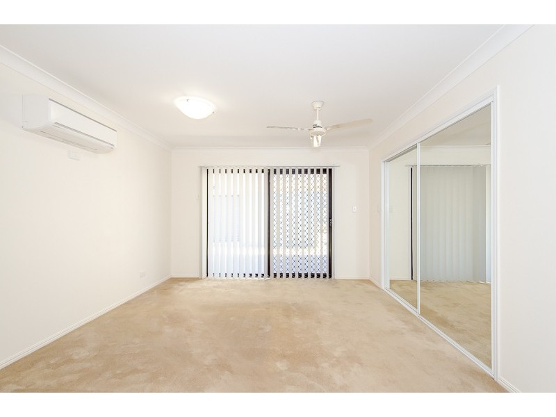 33 Dean Street, Glen Eden QLD 4680