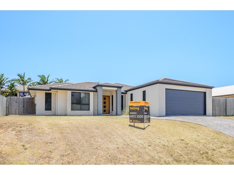 33 Dean Street, Glen Eden QLD 4680