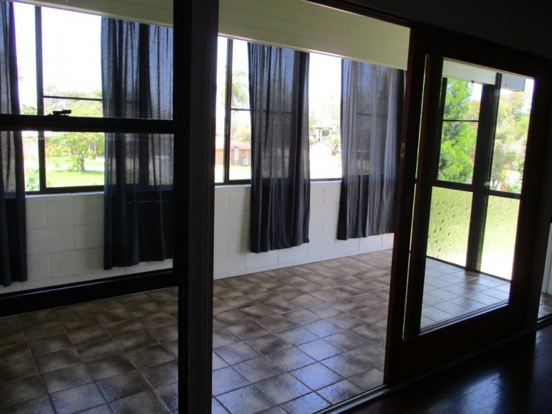 3 GLEN EDEN DR, Glen Eden QLD 4680