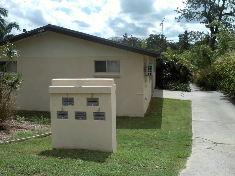 3/3 BUTLER STREET, New Auckland QLD 4680