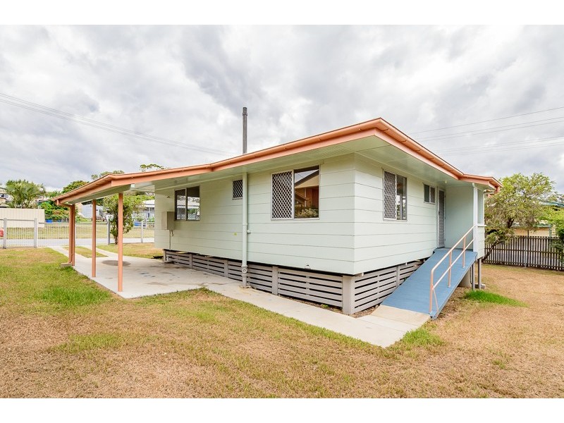 2 Harlequin Street, Toolooa QLD 4680