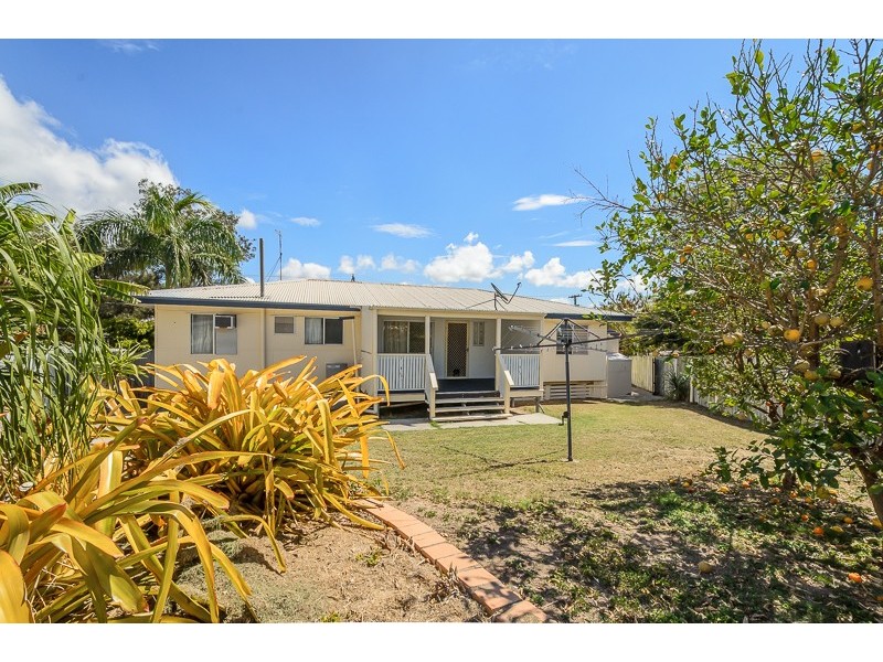 27 Dalton Street, Clinton QLD 4680