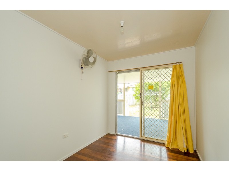 27 Dalton Street, Clinton QLD 4680