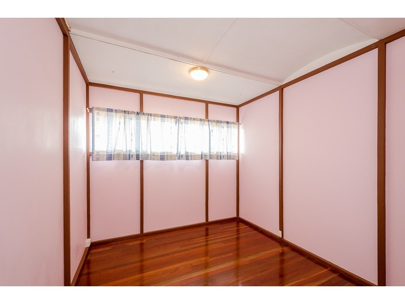 6 Marina Avenue, Boyne Island QLD 4680