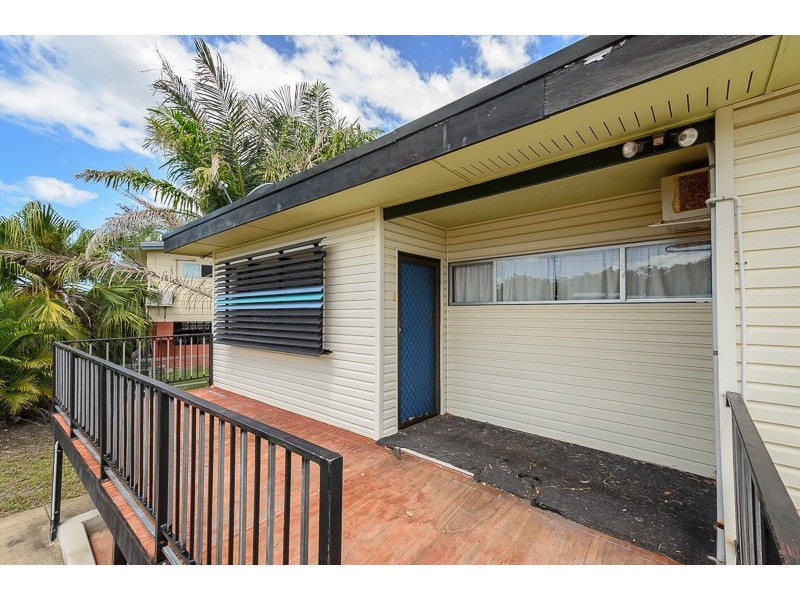 6 Marina Avenue, Boyne Island QLD 4680
