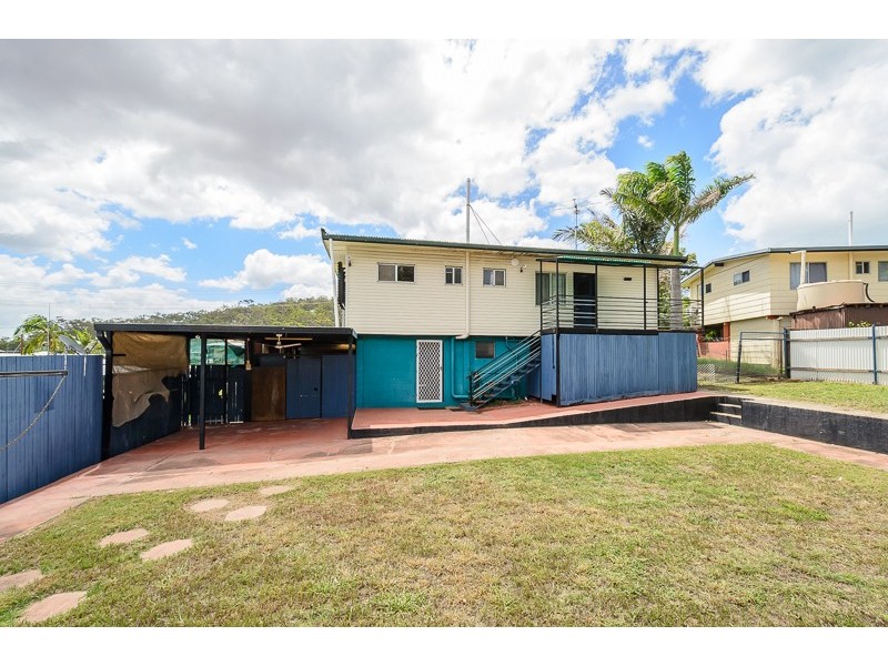 6 Marina Avenue, Boyne Island QLD 4680