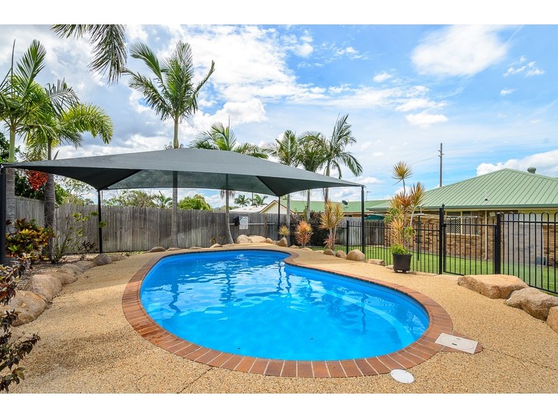 17 Witney Street, Telina QLD 4680