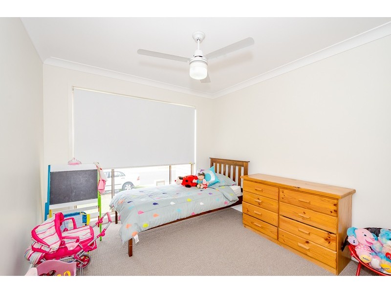 11 Carnarvon Parade, New Auckland QLD 4680