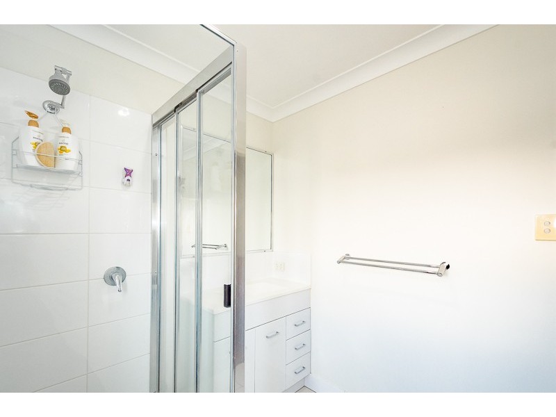 11 Carnarvon Parade, New Auckland QLD 4680