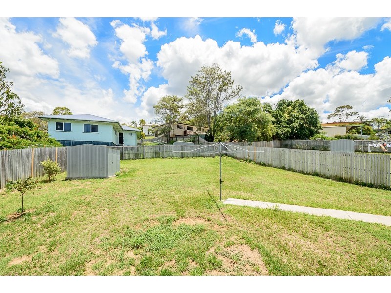 19 Wattle Street, New Auckland QLD 4680