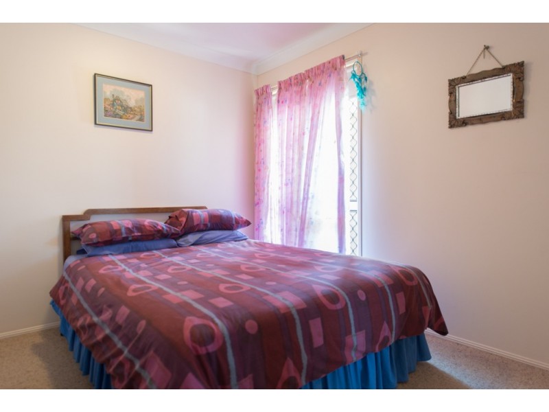 8 Geoffrey Thomas Drive, Tannum Sands QLD 4680