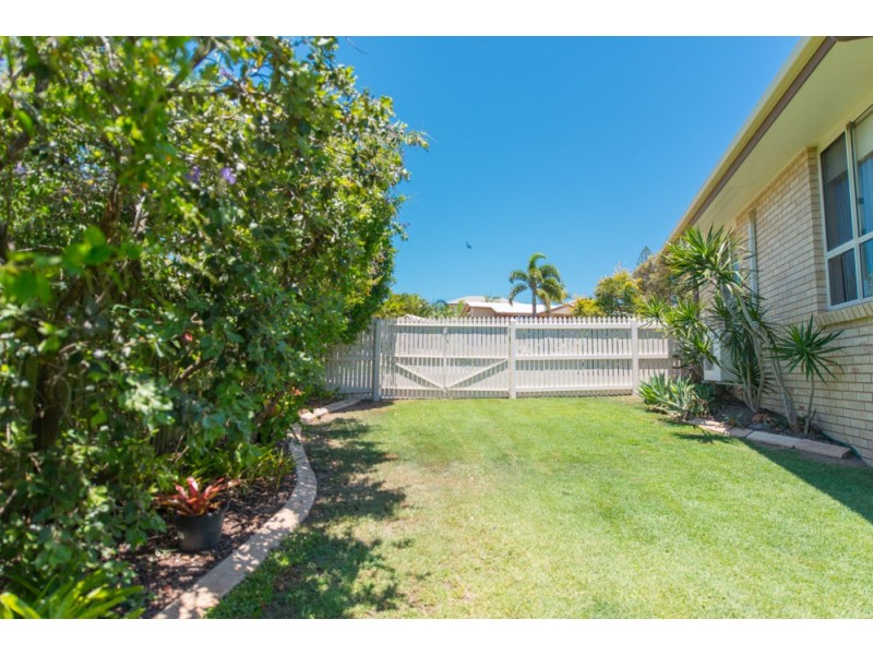 8 Geoffrey Thomas Drive, Tannum Sands QLD 4680