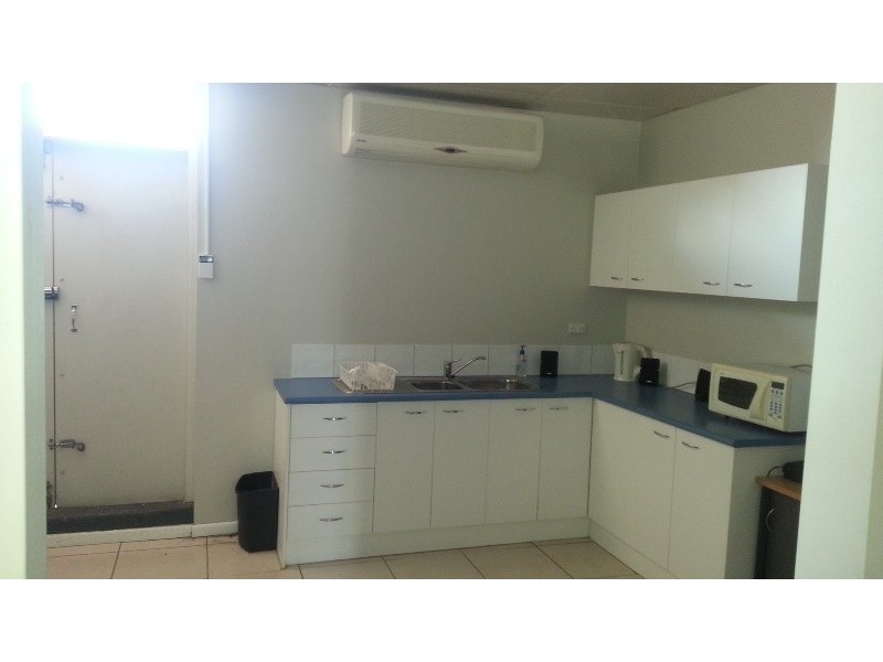 13 Tank Street, Gladstone QLD 4680