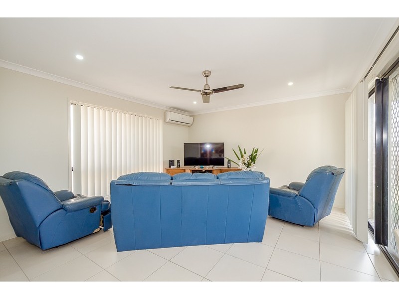 22 Oystercatcher Road, Kirkwood QLD 4680