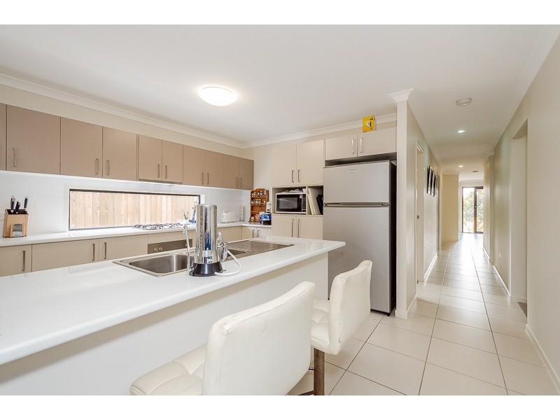 22 Oystercatcher Road, Kirkwood QLD 4680