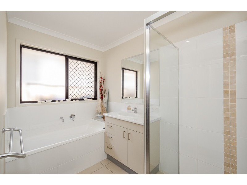 22 Oystercatcher Road, Kirkwood QLD 4680