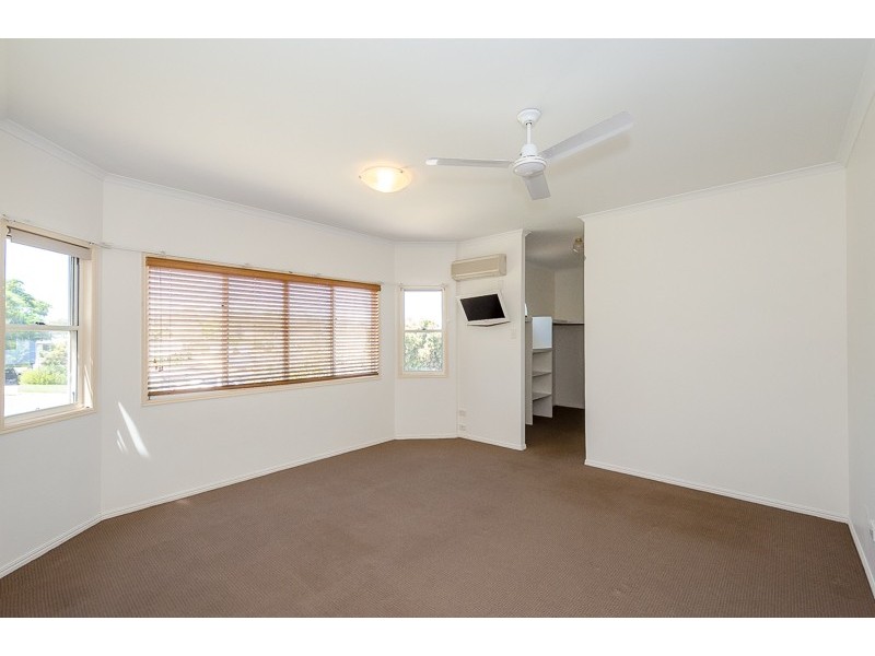 4 Fitzsimmons Street, South Gladstone QLD 4680