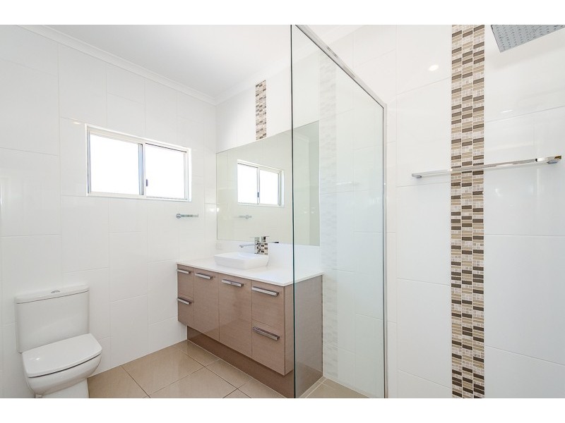 4 Fitzsimmons Street, South Gladstone QLD 4680