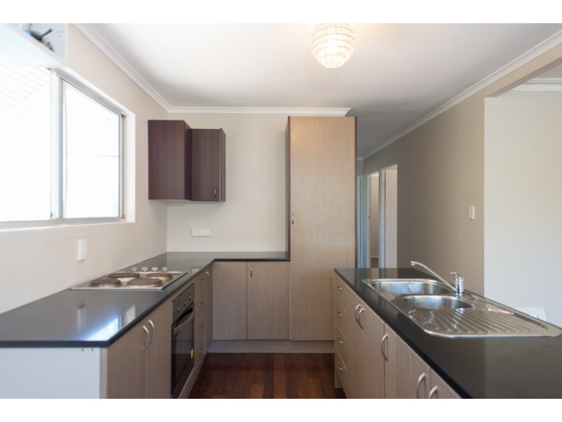 19 Grayson Street, West Gladstone QLD 4680