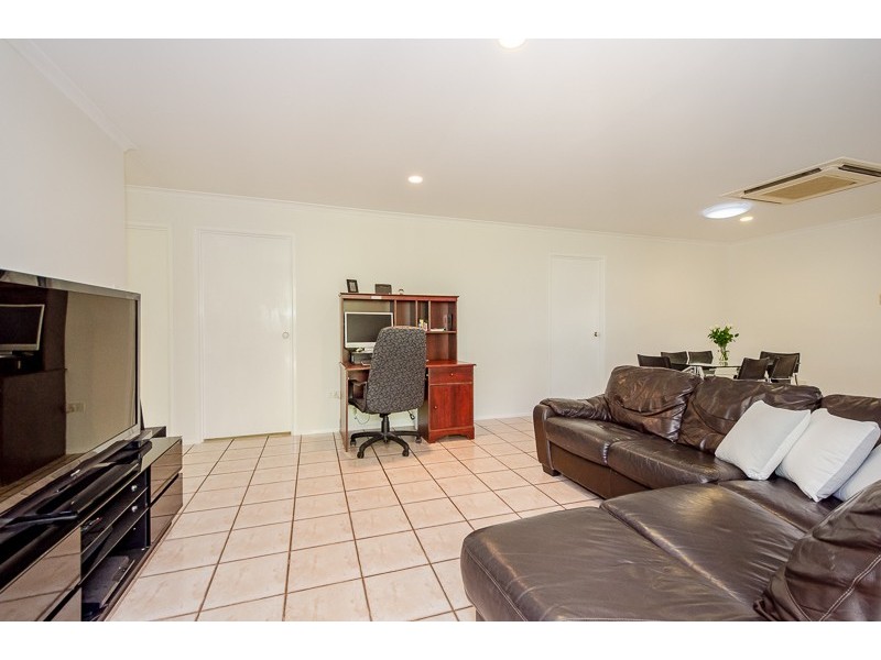 6 Eacham Court, Clinton QLD 4680