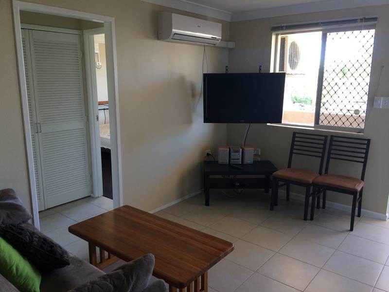 4/3 BUTLER, New Auckland QLD 4680