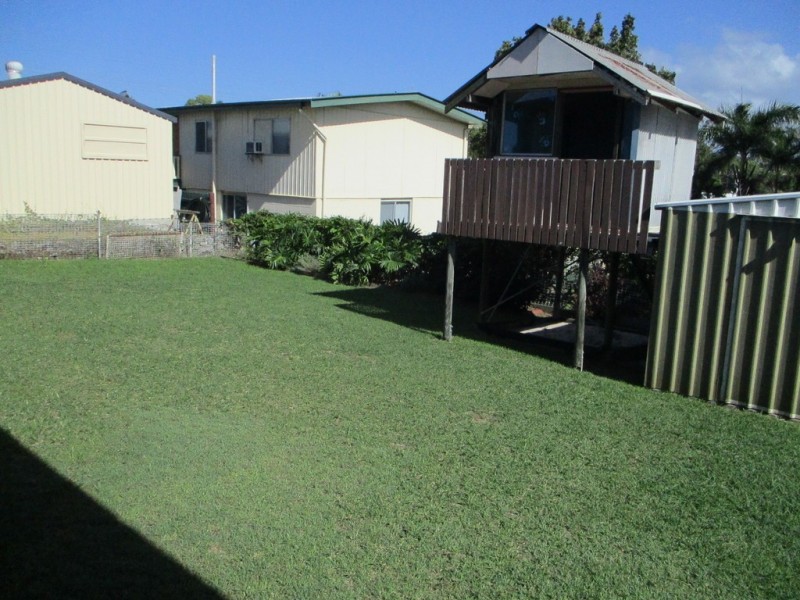 4 O’MALLEY STREET, West Gladstone QLD 4680