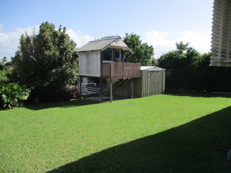 4 O’MALLEY STREET, West Gladstone QLD 4680