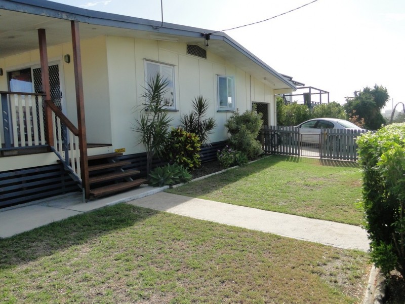4 O’MALLEY STREET, West Gladstone QLD 4680