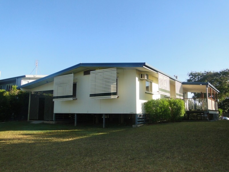 4 O’MALLEY STREET, West Gladstone QLD 4680