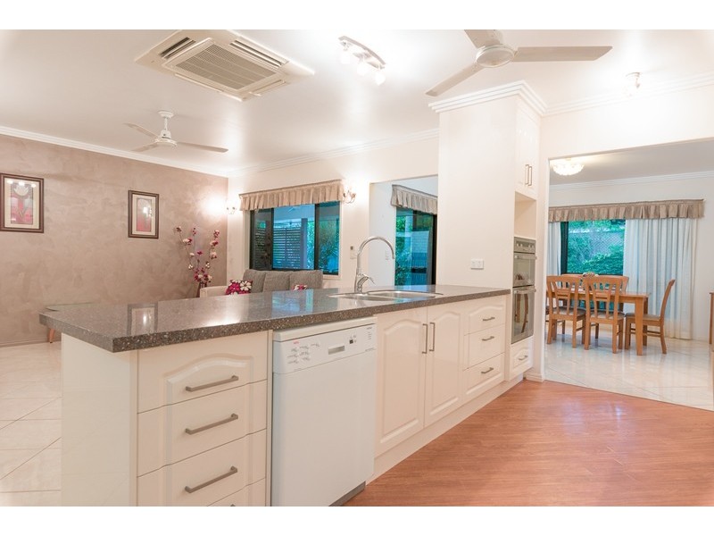 27 Dolphin Terrace, South Gladstone QLD 4680
