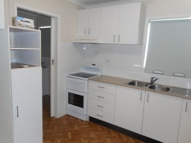 6/131 TOOLOOA ST, South Gladstone QLD 4680