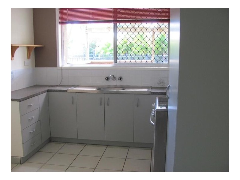 6 Andrew Court, Boyne Island QLD 4680