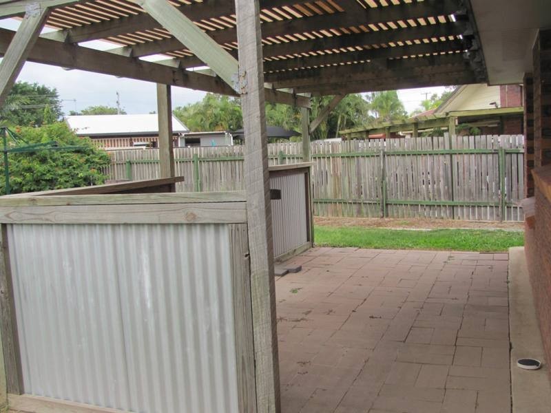 6 Andrew Court, Boyne Island QLD 4680