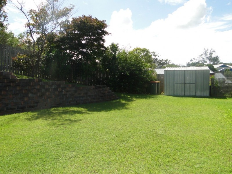 17 STITT CL, Glen Eden QLD 4680
