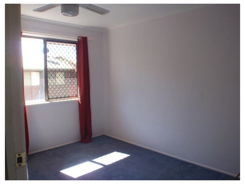 8/15 ROBERTS STREET, South Gladstone QLD 4680
