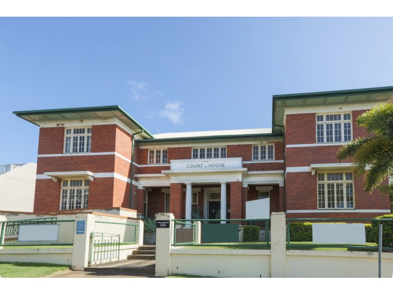 16 Yarroon Street, Gladstone QLD 4680