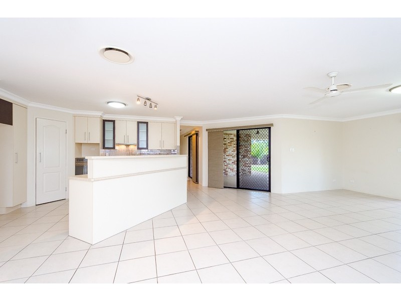 13 Libby Close, Burua QLD 4680