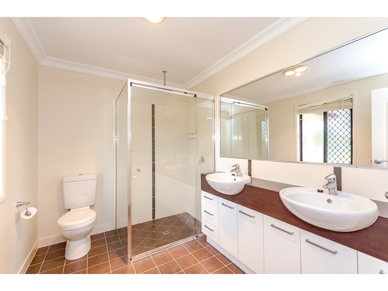 13 Libby Close, Burua QLD 4680