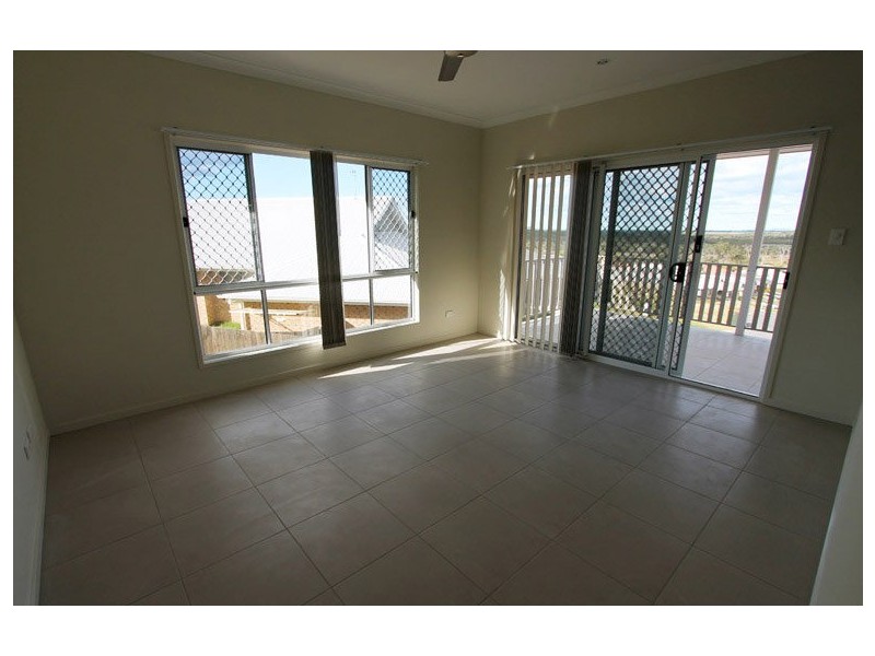 21 Wentworth Place, Glen Eden QLD 4680