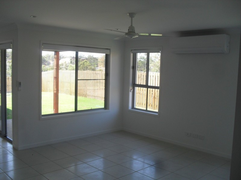 6 Peter Corones Drive, Kirkwood QLD 4680