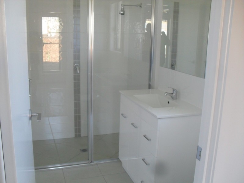 6 Peter Corones Drive, Kirkwood QLD 4680