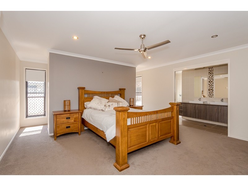 27 Parsloe Street, Telina QLD 4680