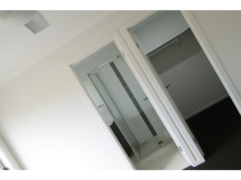 17 AVOCET ROAD, Kirkwood QLD 4680