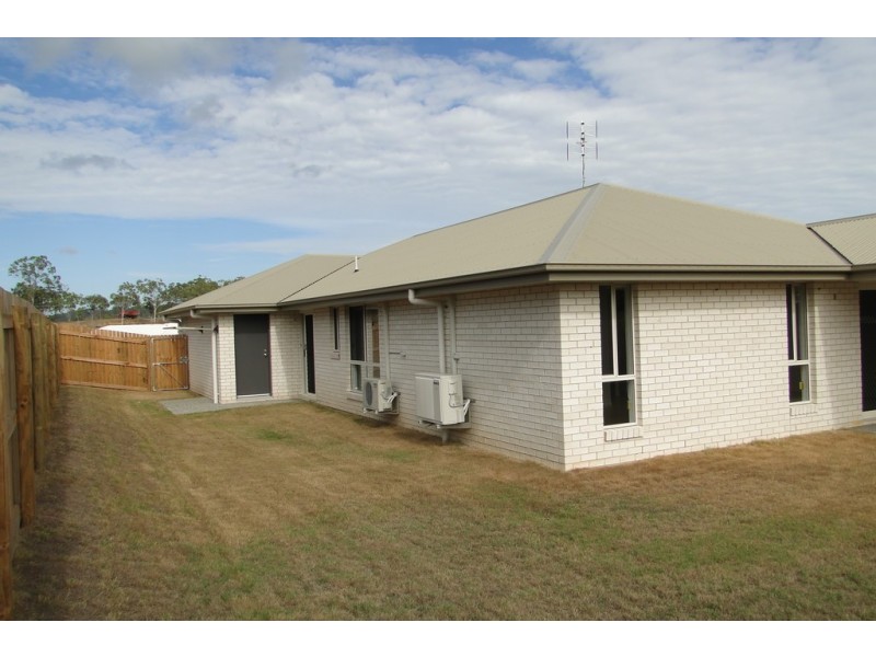 17 AVOCET ROAD, Kirkwood QLD 4680