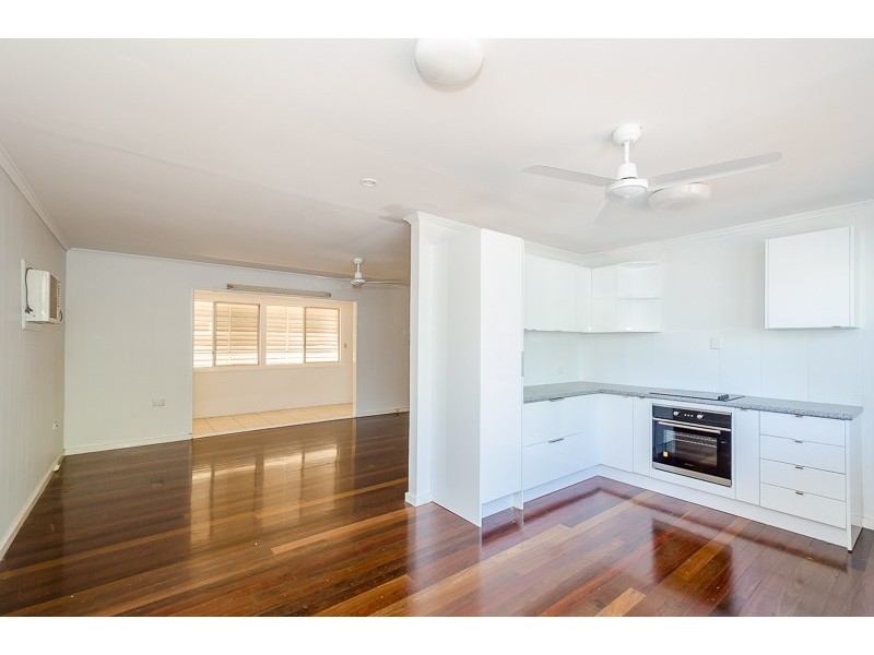 3 Clark Street, Clinton QLD 4680