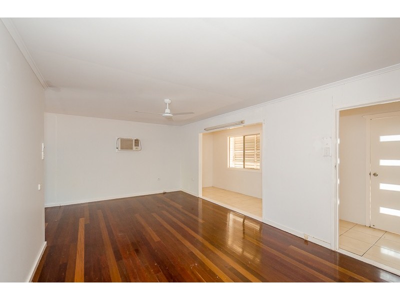 3 Clark Street, Clinton QLD 4680